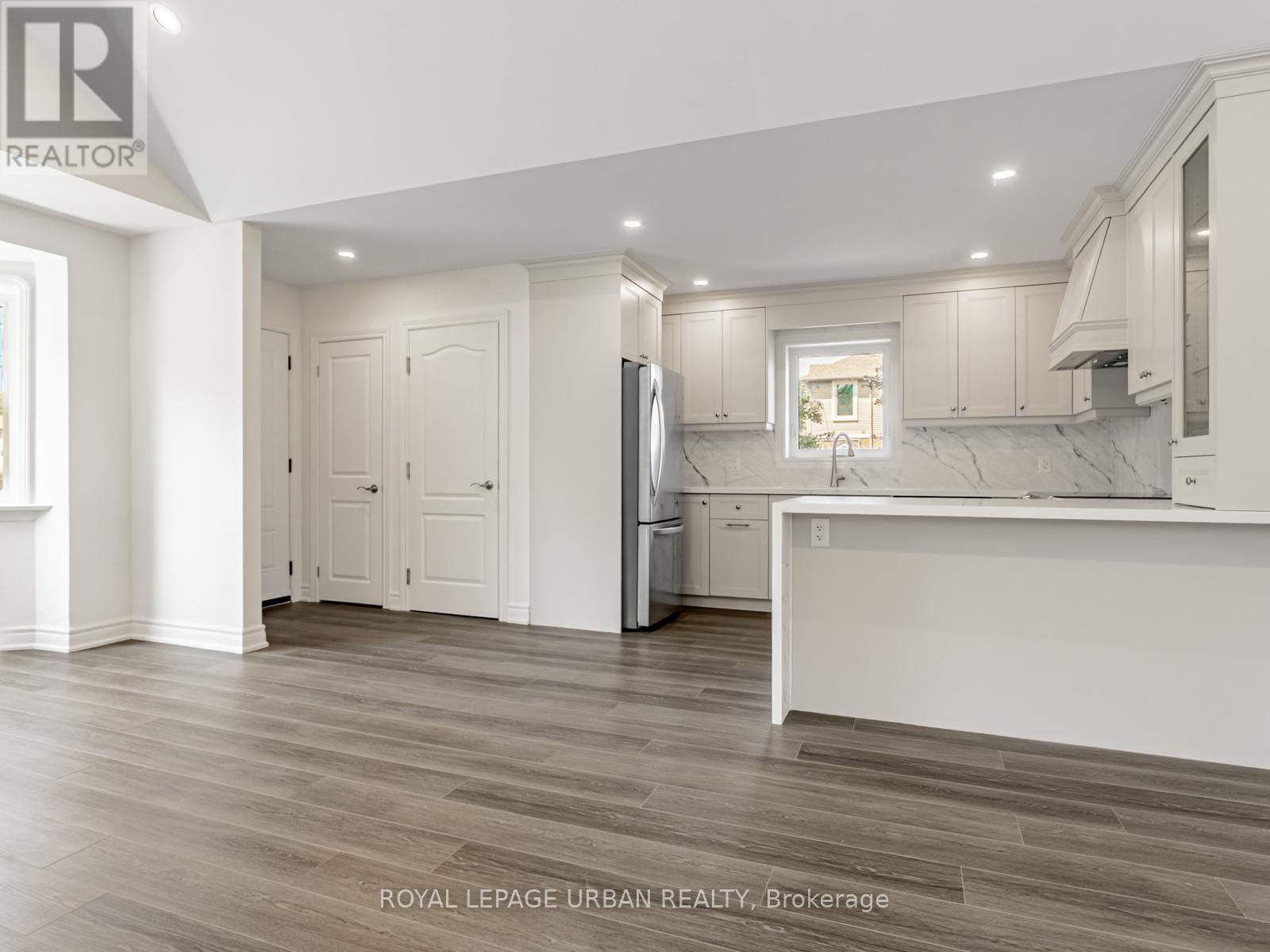 












MAIN - 1627 WOODBINE HEIGHTS BOULEVARD

,
Toronto,




Ontario
M4B3A3

