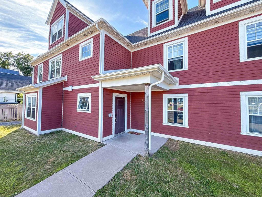 












343 Kent Street

,
Charlottetown,




PE
C1B 1M8

