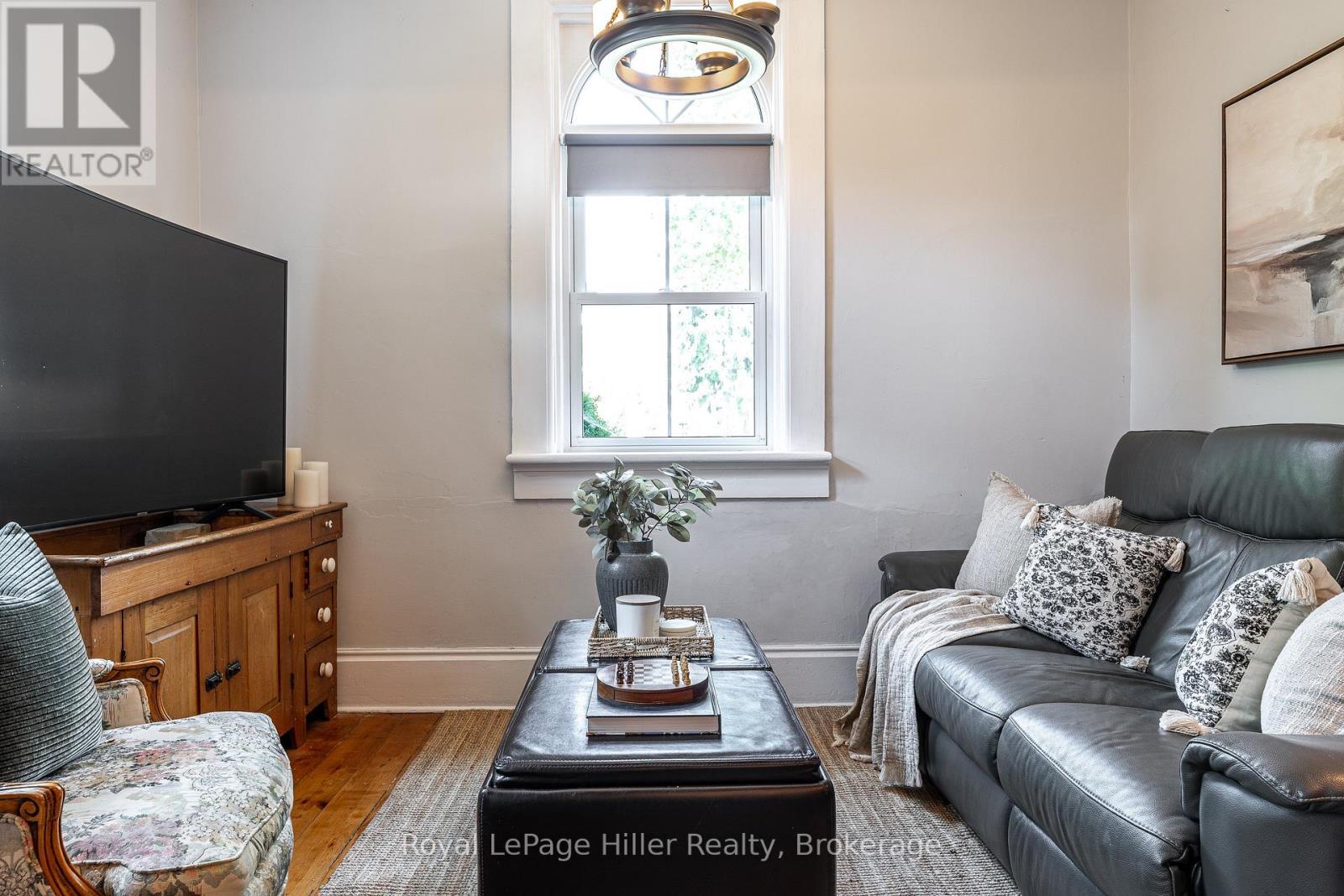 












23 GRANT STREET

,
Stratford,




Ontario
N5A1L5

