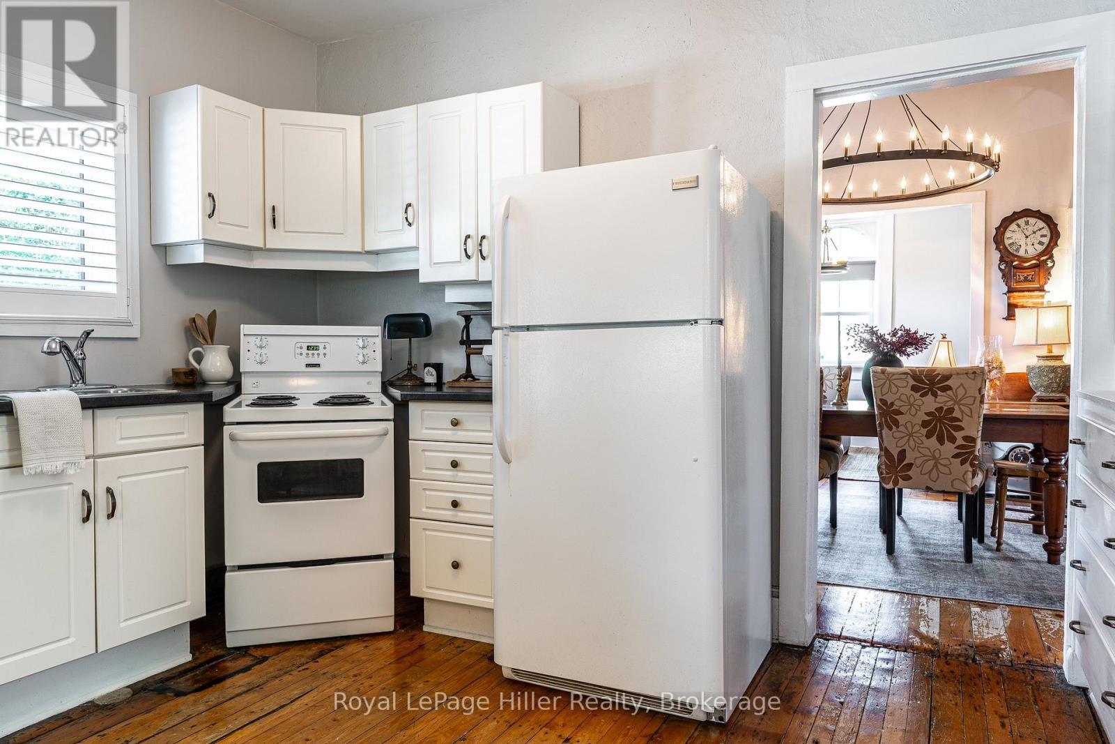 












23 GRANT STREET

,
Stratford,




Ontario
N5A1L5

