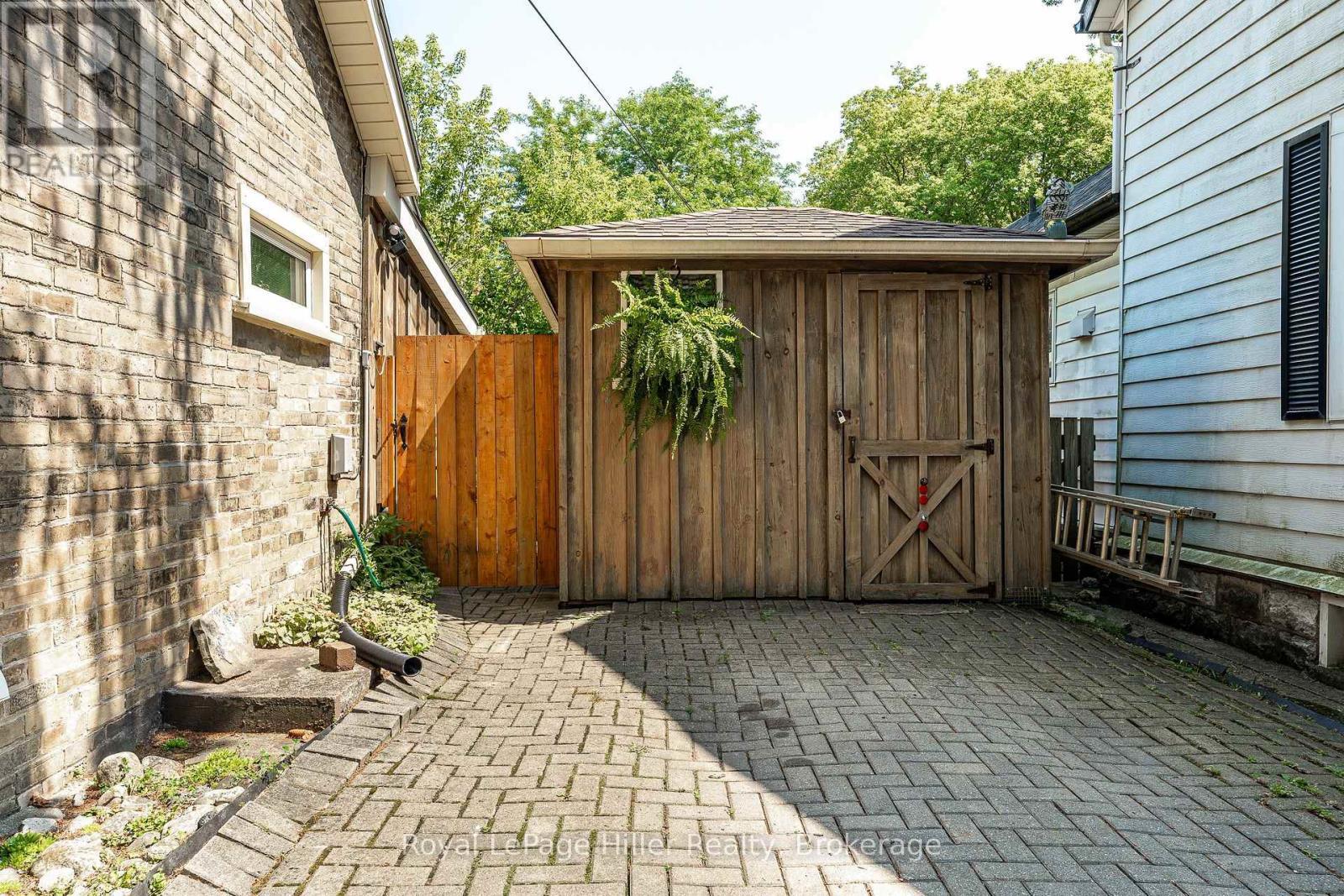 












23 GRANT STREET

,
Stratford,




Ontario
N5A1L5

