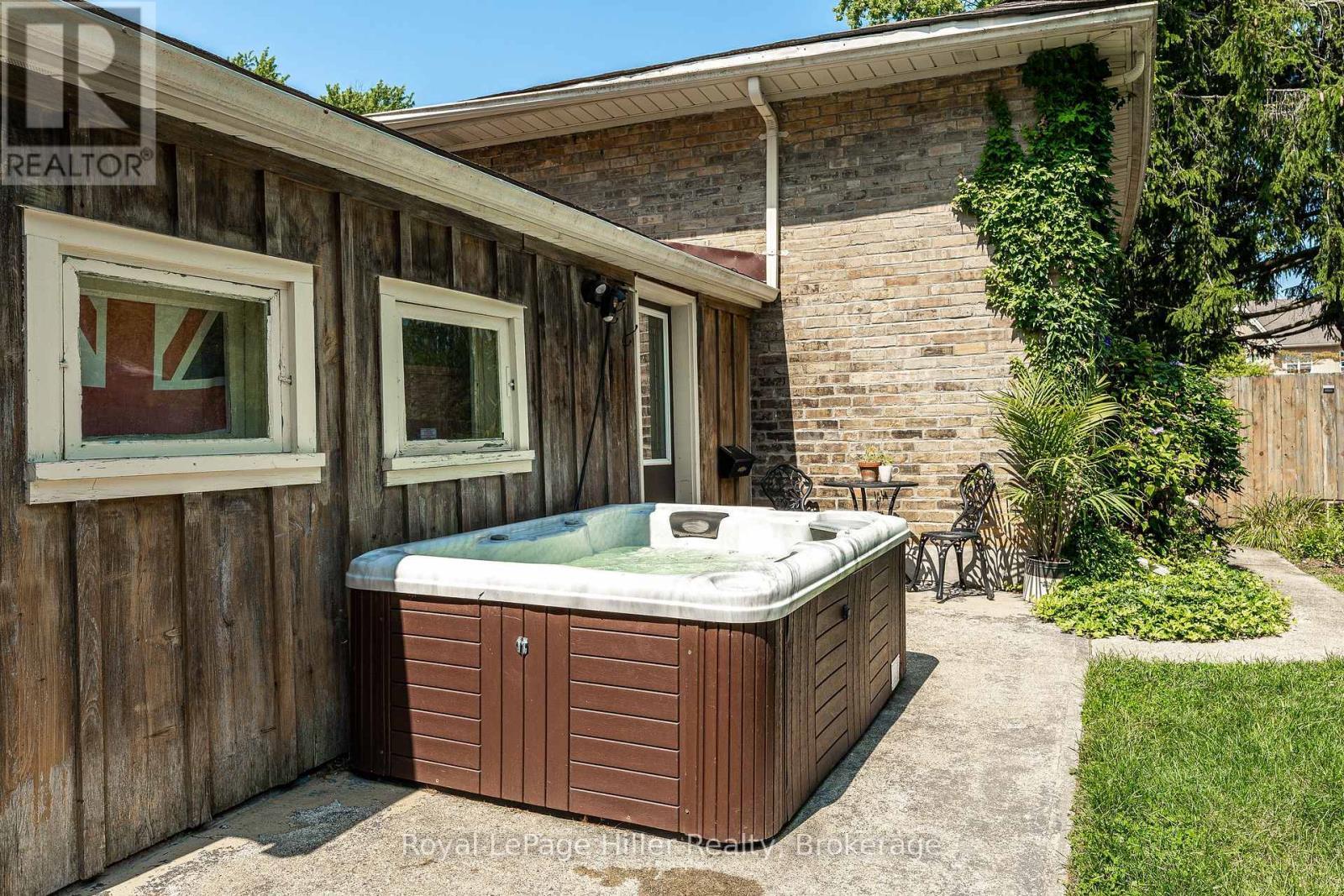 












23 GRANT STREET

,
Stratford,




Ontario
N5A1L5

