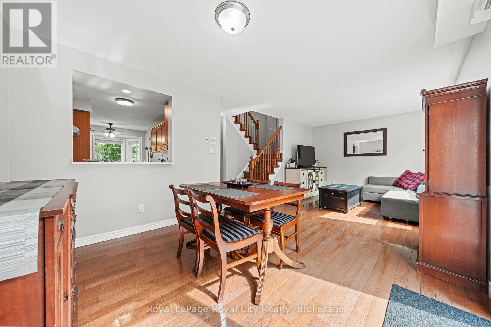 












89 DOYLE DRIVE

,
Guelph (Clairfields/Hanlon Business Park),




Ontario
N1G5B9

