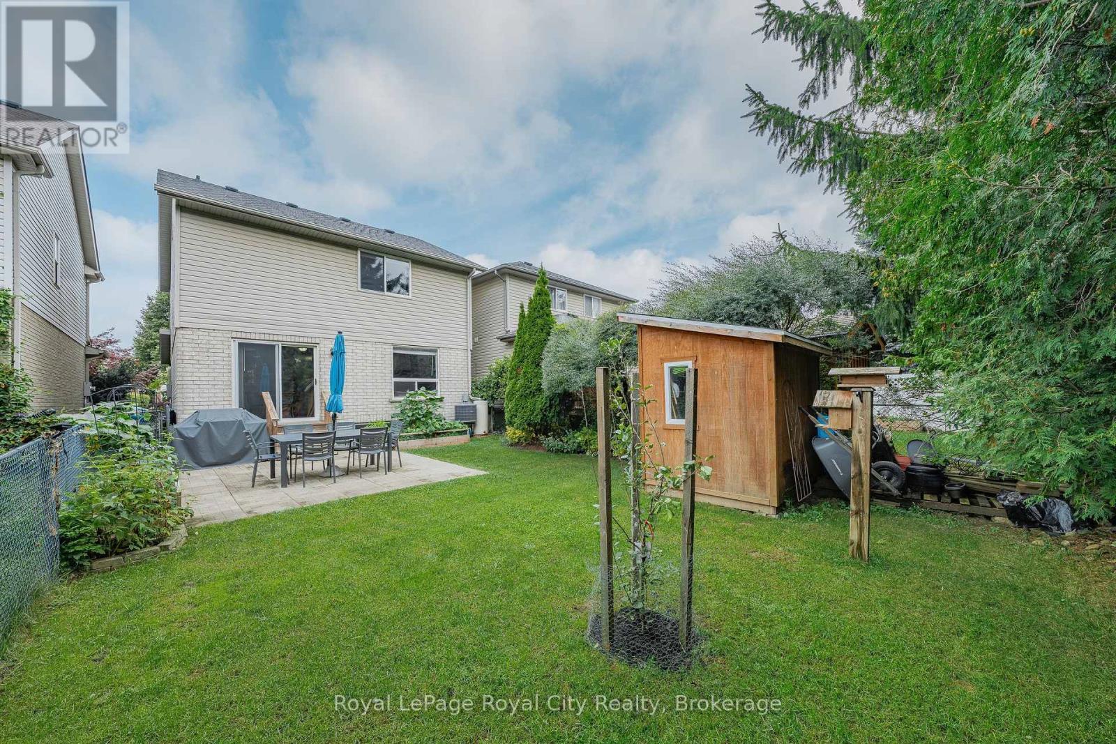 












89 DOYLE DRIVE

,
Guelph (Clairfields/Hanlon Business Park),




Ontario
N1G5B9

