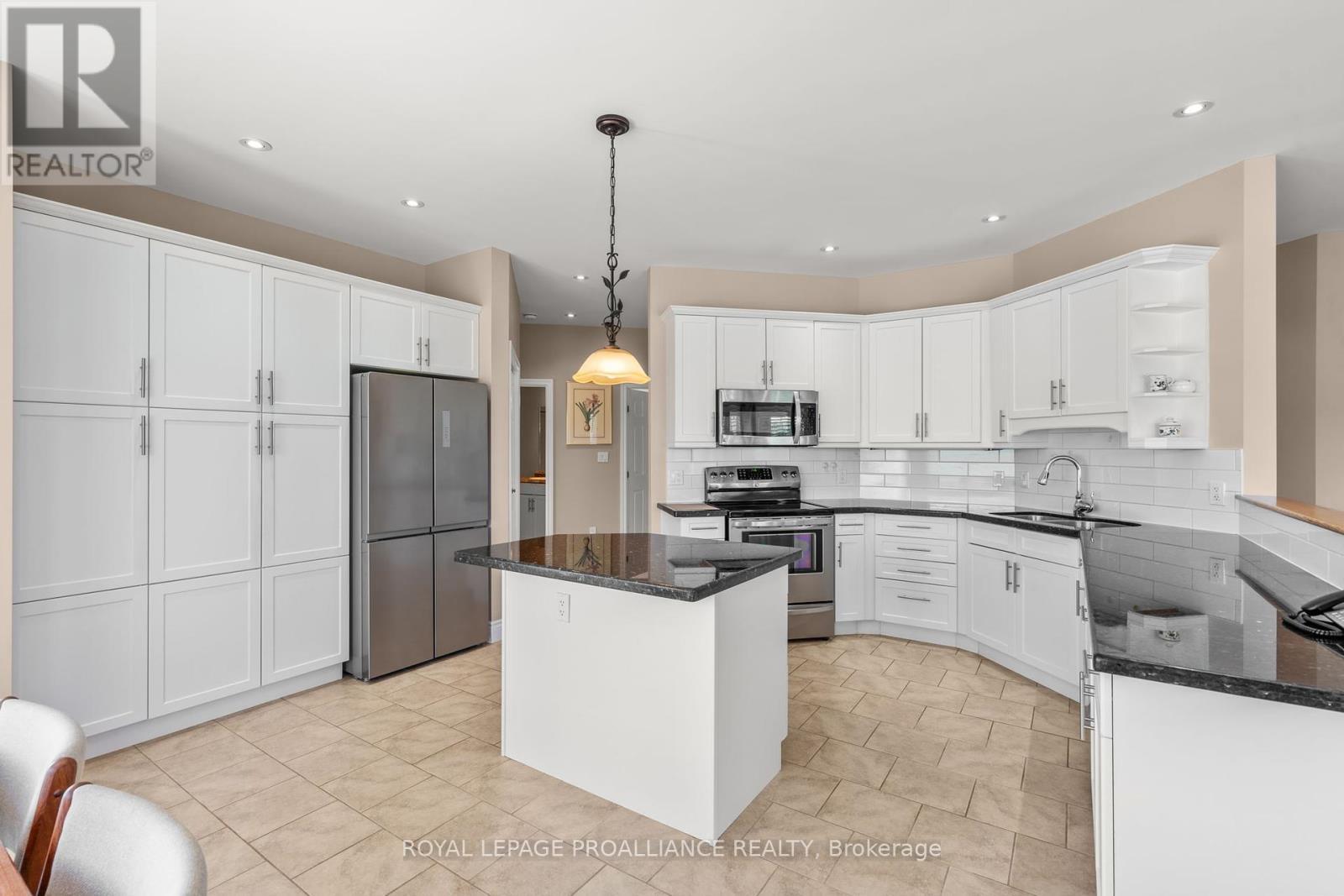 












1151 VERNONVILLE ROAD

,
Alnwick/Haldimand (Grafton),




Ontario
K0K2G0

