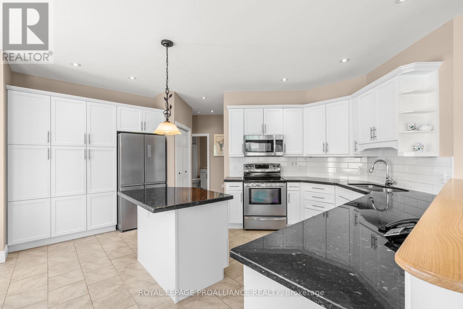 












1151 VERNONVILLE ROAD

,
Alnwick/Haldimand (Grafton),




Ontario
K0K2G0

