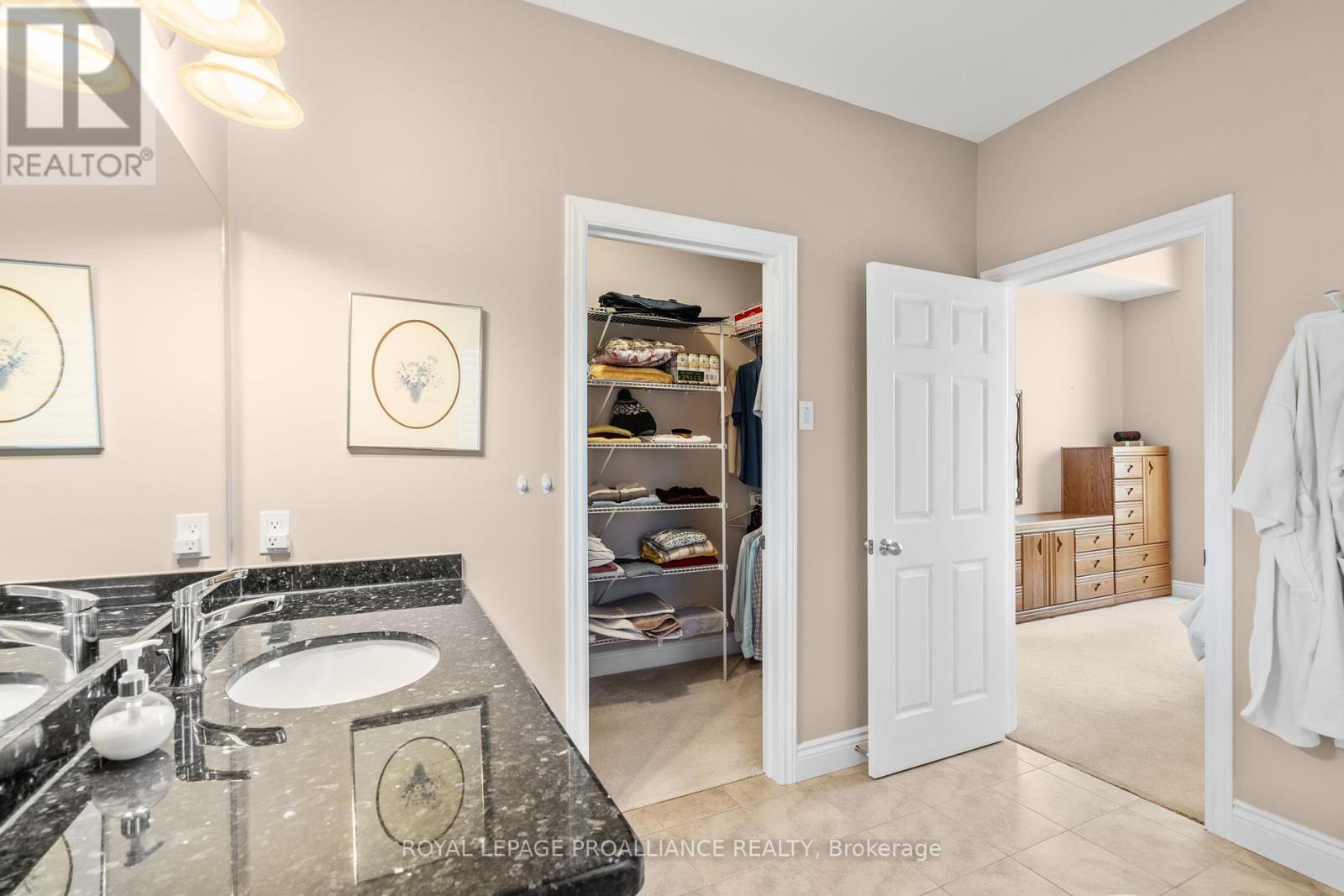 












1151 VERNONVILLE ROAD

,
Alnwick/Haldimand (Grafton),




Ontario
K0K2G0

