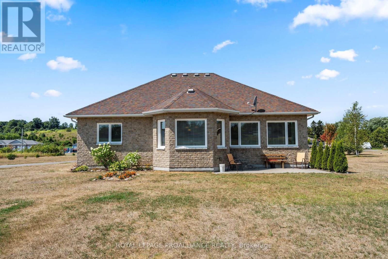 












1151 VERNONVILLE ROAD

,
Alnwick/Haldimand (Grafton),




Ontario
K0K2G0

