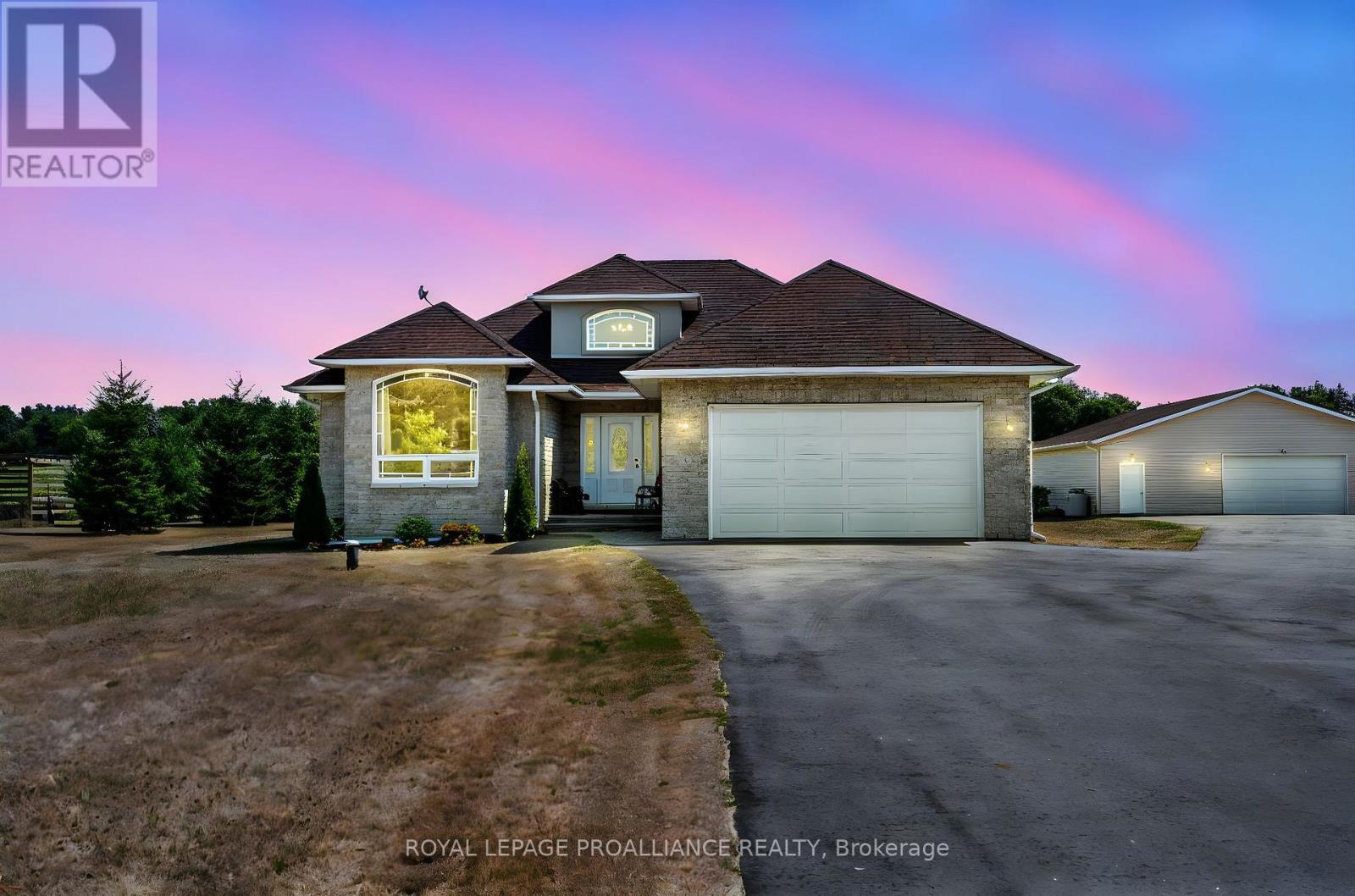 












1151 VERNONVILLE ROAD

,
Alnwick/Haldimand (Grafton),




Ontario
K0K2G0

