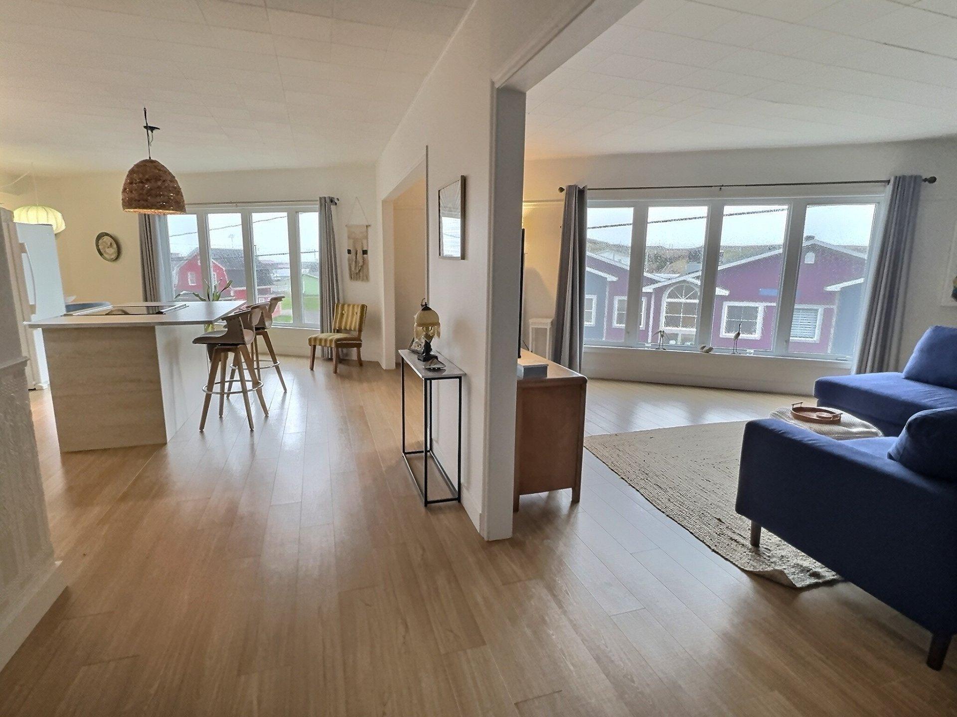 









221


Ch. Principal

,
Les Îles-de-la-Madeleine,




QC
G4T1C8

