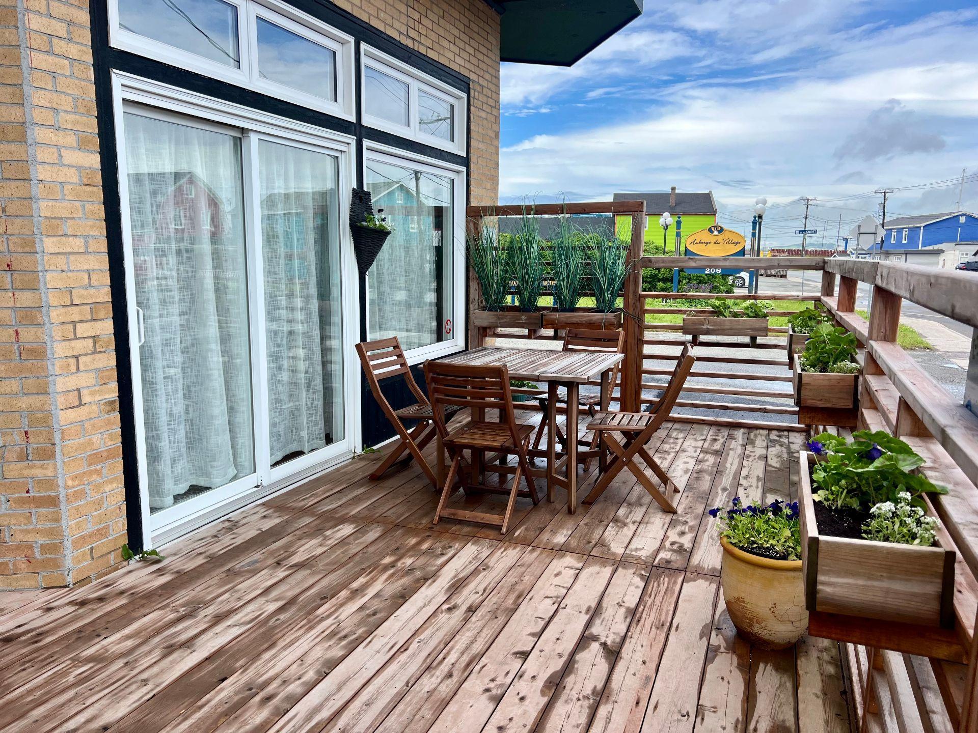 









221


Ch. Principal

,
Les Îles-de-la-Madeleine,




QC
G4T1C8

