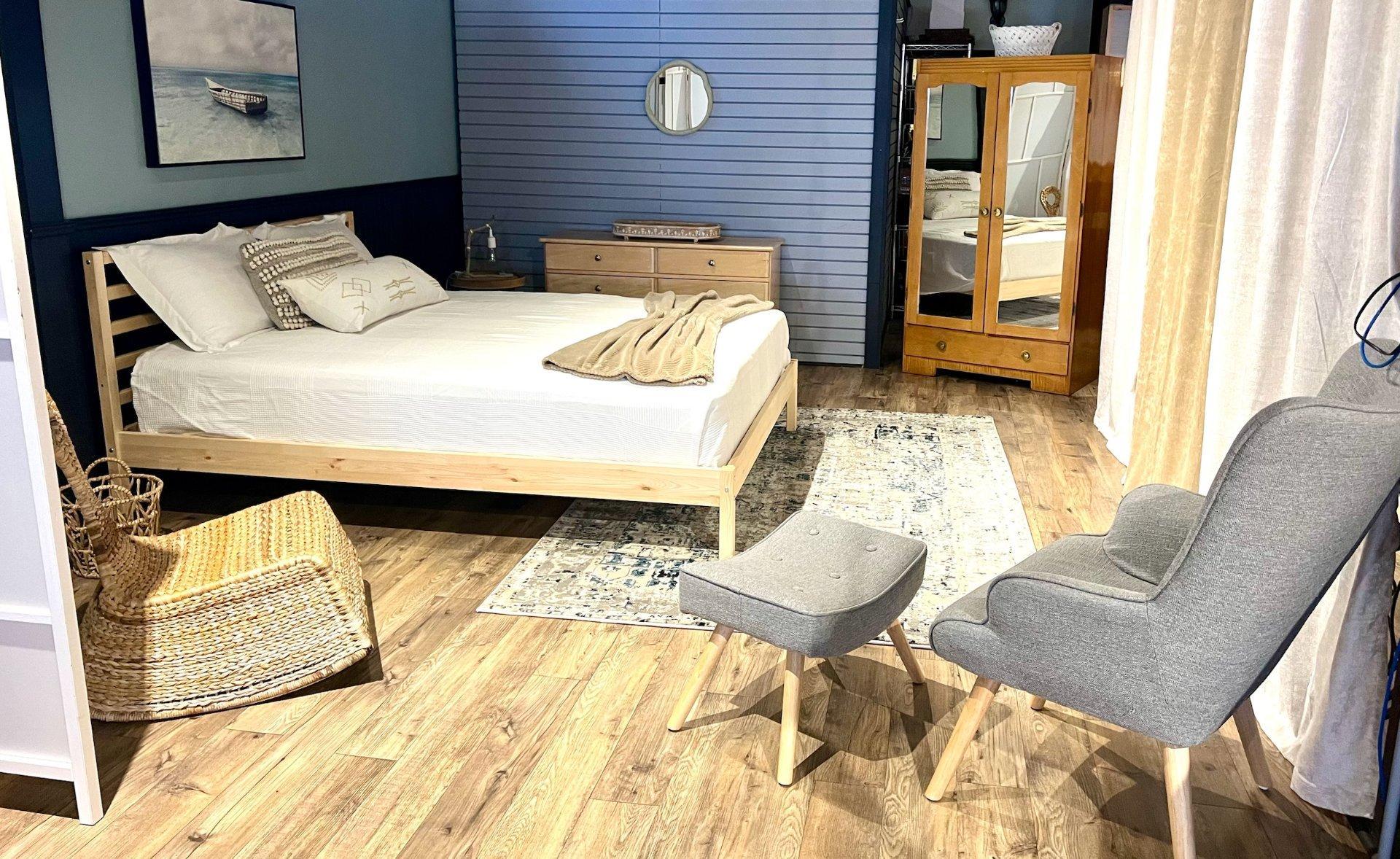 









221


Ch. Principal

,
Les Îles-de-la-Madeleine,




QC
G4T1C8

