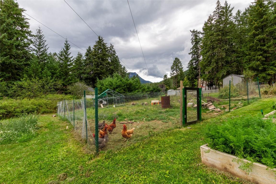 









5644


Lynes

Road,
Falkland,




BC
V0E 1W0

