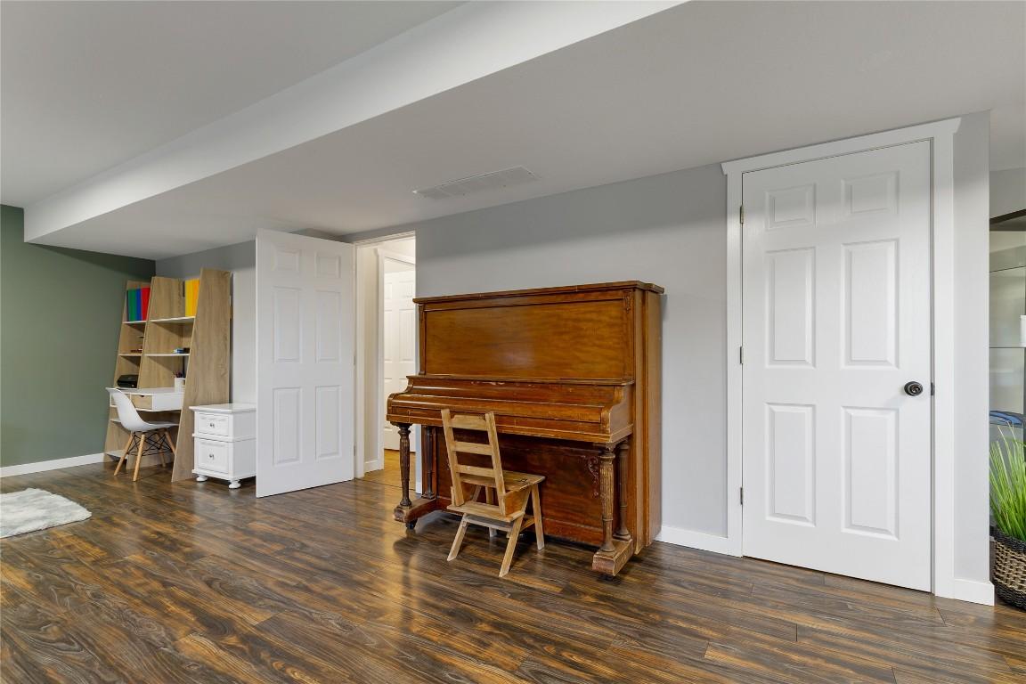 









5644


Lynes

Road,
Falkland,




BC
V0E 1W0

