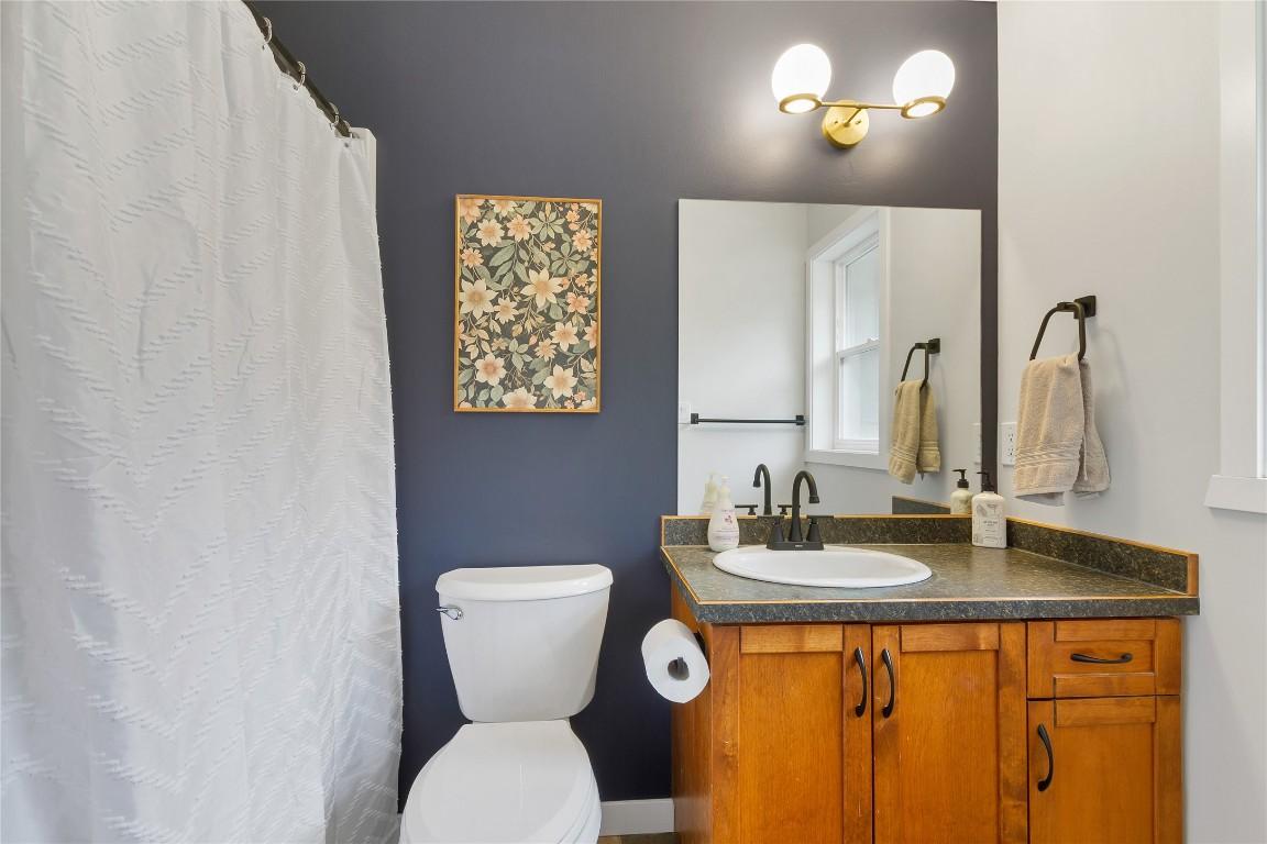 









5644


Lynes

Road,
Falkland,




BC
V0E 1W0

