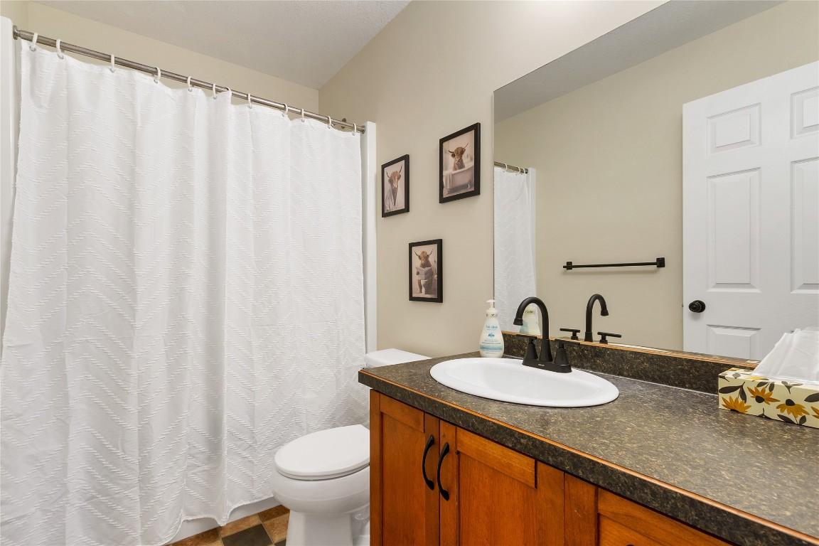 









5644


Lynes

Road,
Falkland,




BC
V0E 1W0

