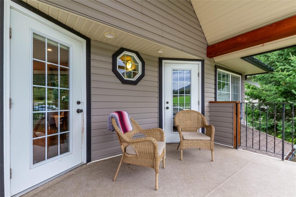 









5644


Lynes

Road,
Falkland,




BC
V0E 1W0

