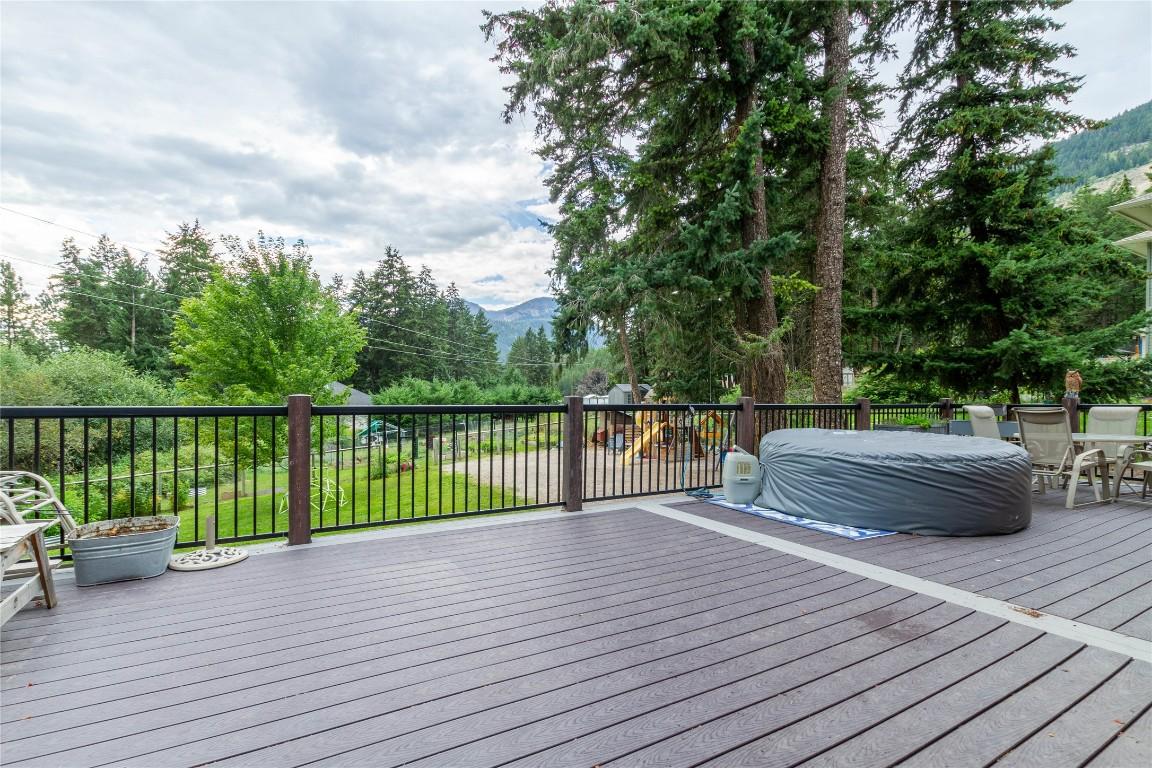 









5644


Lynes

Road,
Falkland,




BC
V0E 1W0

