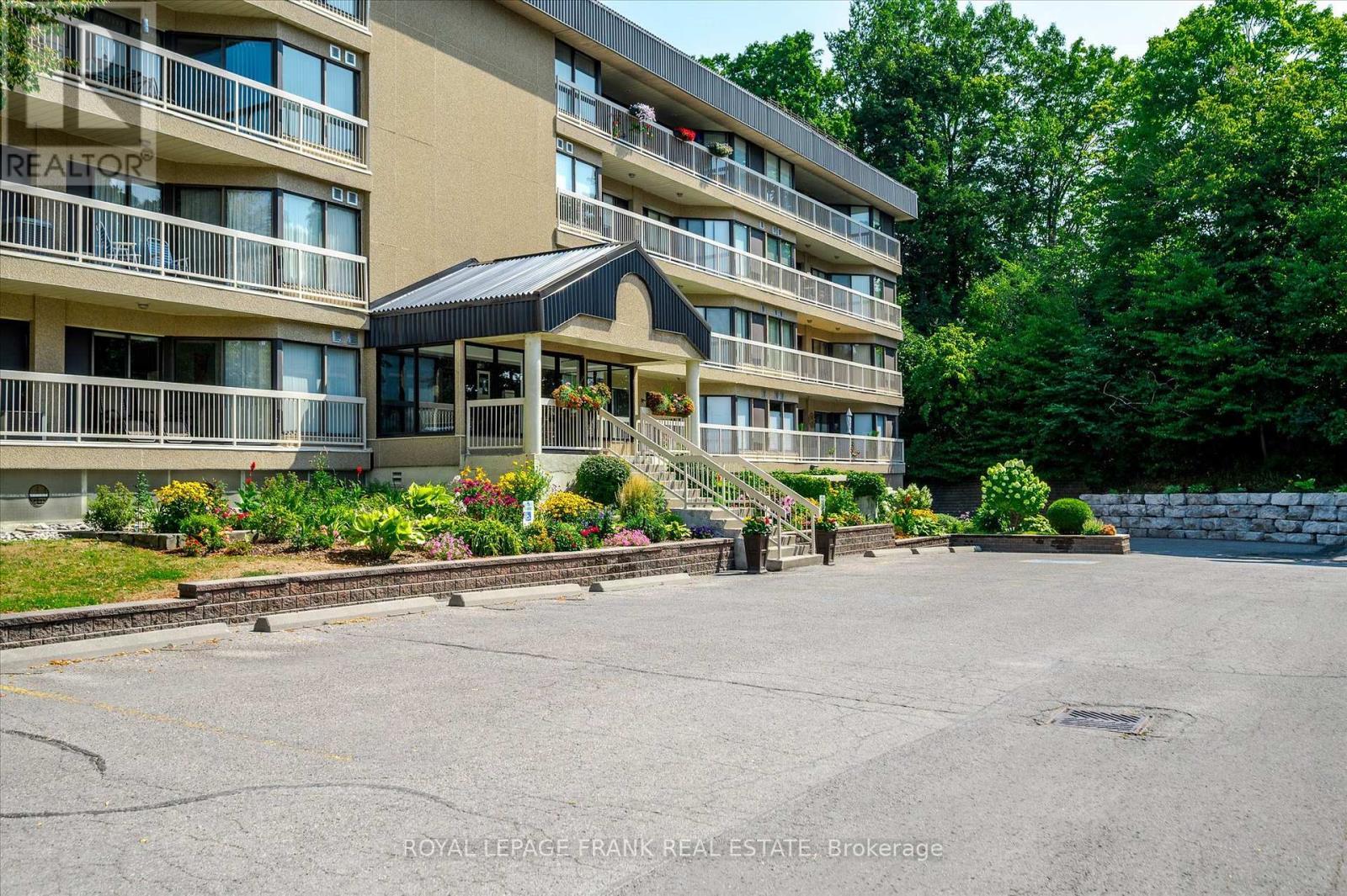












308 - 40 AUBURN STREET

,
Peterborough East (North),




Ontario
K9H2G2

