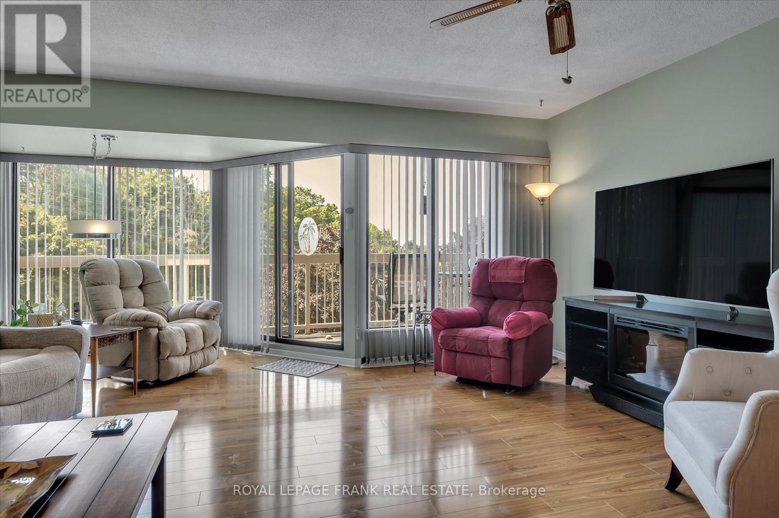 












308 - 40 AUBURN STREET

,
Peterborough East (North),




Ontario
K9H2G2

