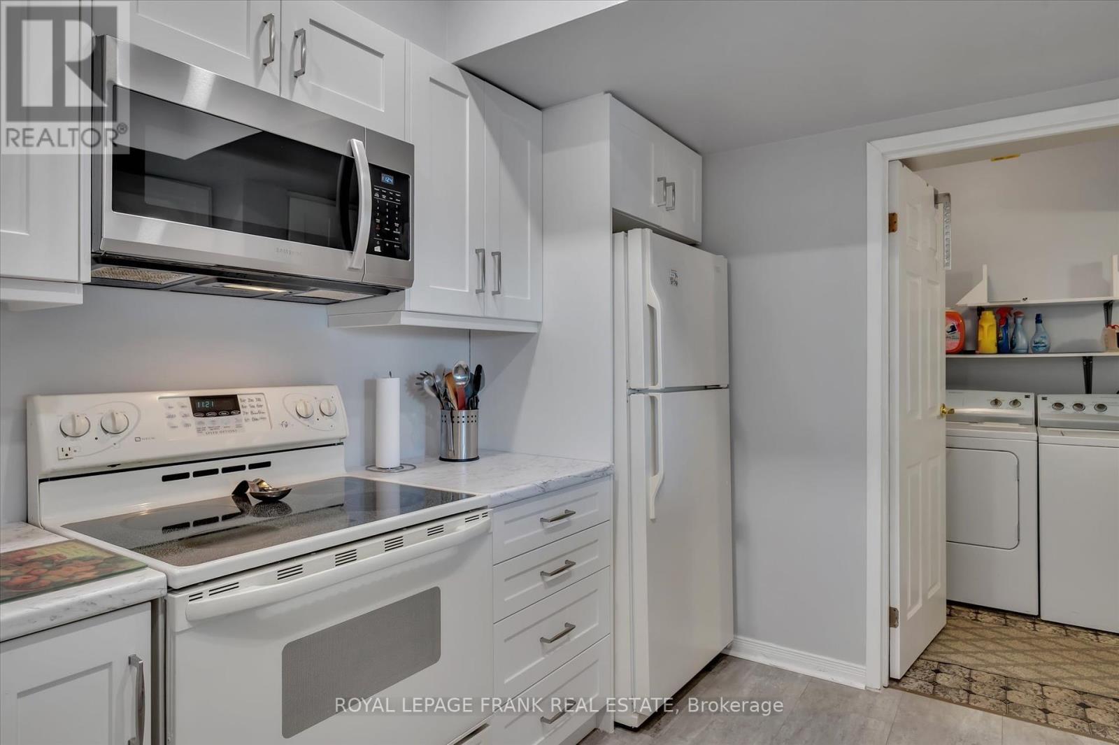 












308 - 40 AUBURN STREET

,
Peterborough East (North),




Ontario
K9H2G2

