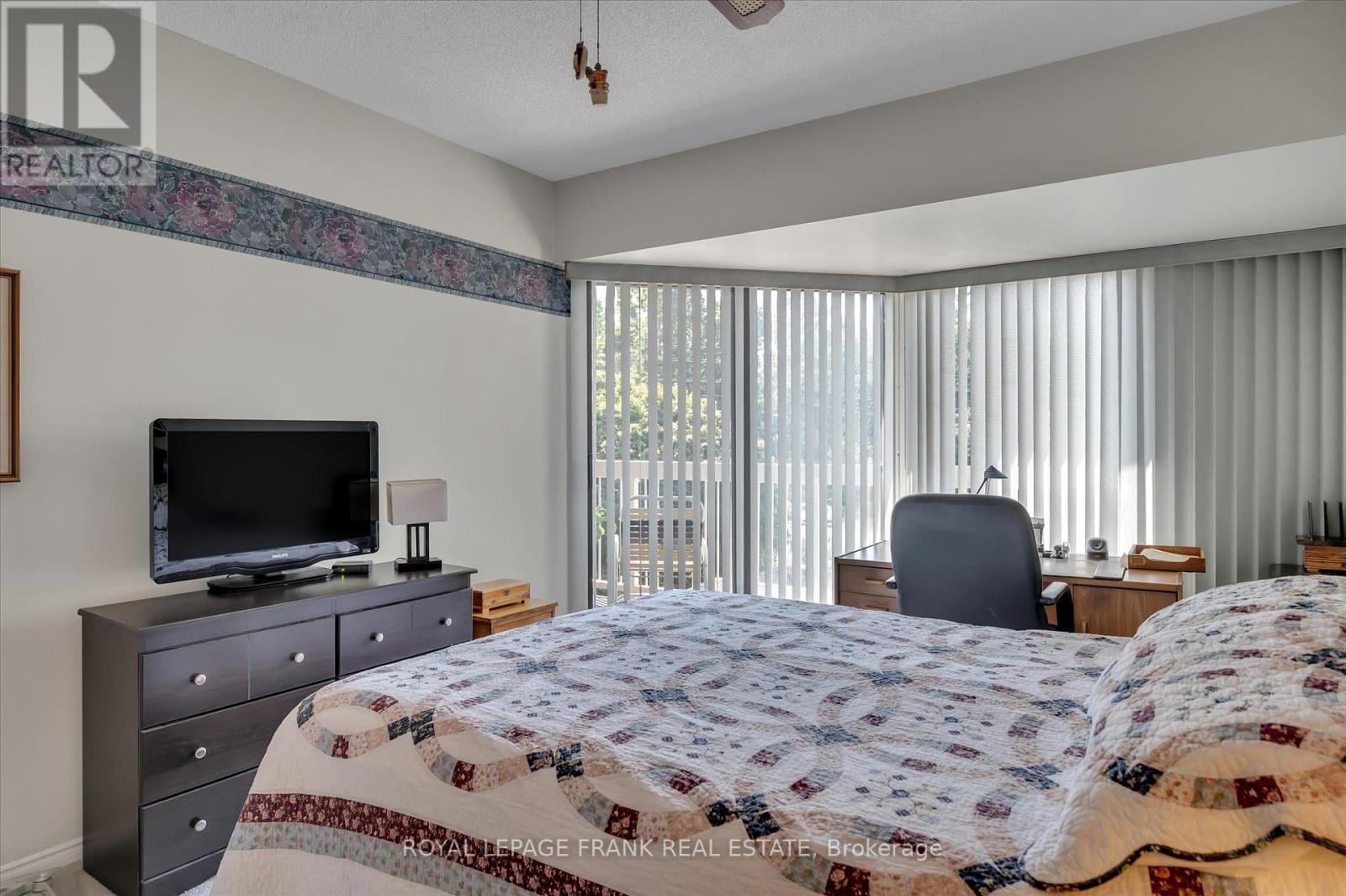 












308 - 40 AUBURN STREET

,
Peterborough East (North),




Ontario
K9H2G2

