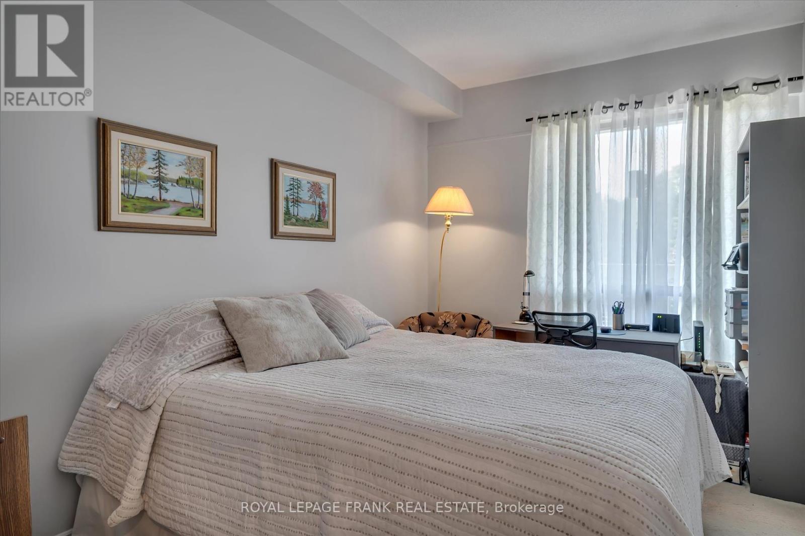 












308 - 40 AUBURN STREET

,
Peterborough East (North),




Ontario
K9H2G2

