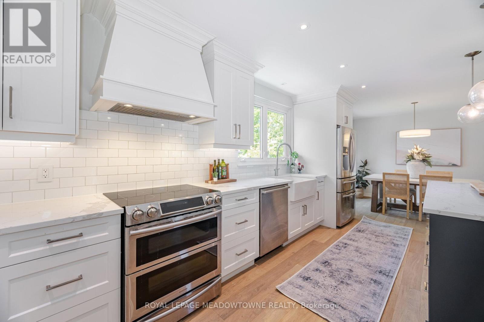 












653 JOYCE BOULEVARD

,
Milton,




Ontario
L9T3E3

