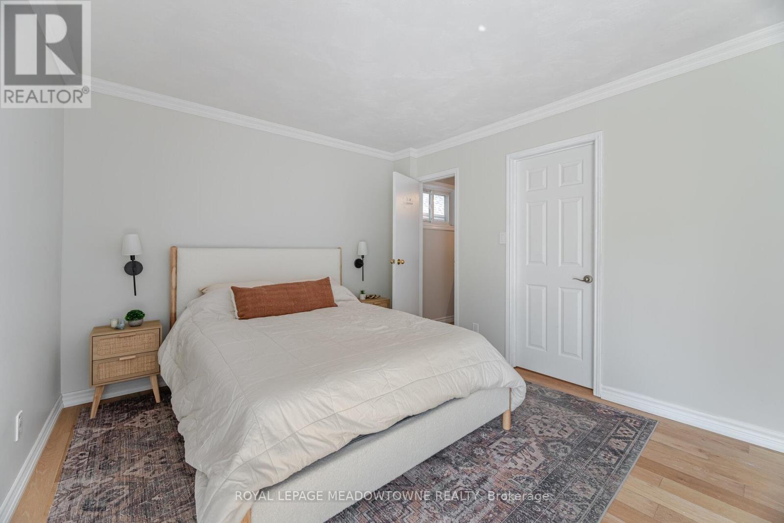 












653 JOYCE BOULEVARD

,
Milton,




Ontario
L9T3E3

