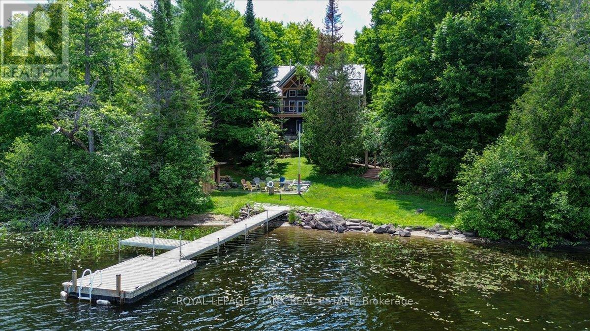 












355 WEST DIAMOND LAKE ROAD

,
Hastings Highlands (Herschel Ward),




Ontario
K0L2A0

