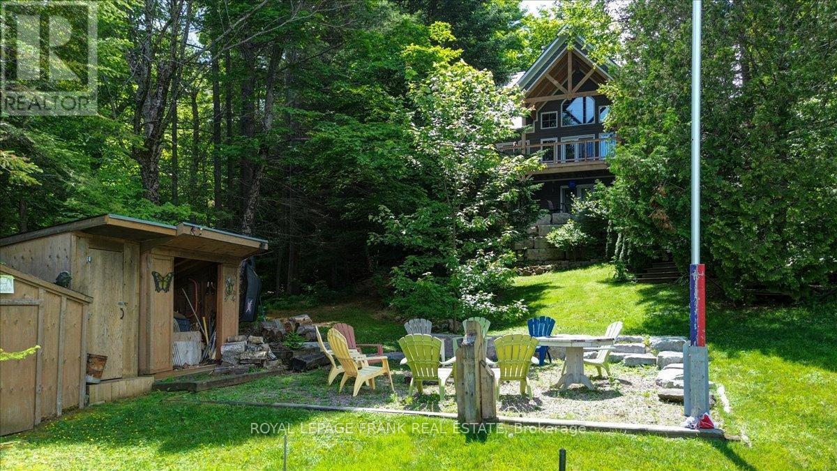 












355 WEST DIAMOND LAKE ROAD

,
Hastings Highlands (Herschel Ward),




Ontario
K0L2A0

