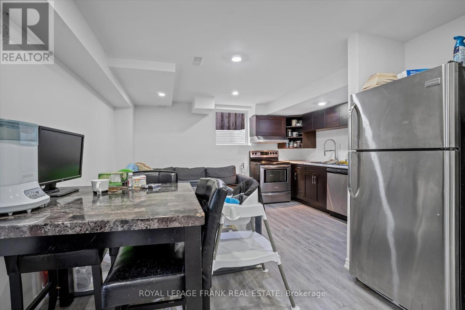 












1330 ALDERGROVE DRIVE

,
Oshawa (Taunton),




Ontario
L1K2Y6

