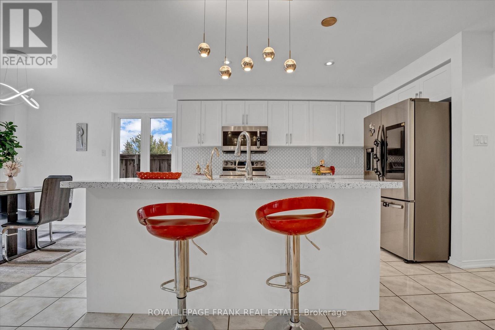 












1330 ALDERGROVE DRIVE

,
Oshawa (Taunton),




Ontario
L1K2Y6

