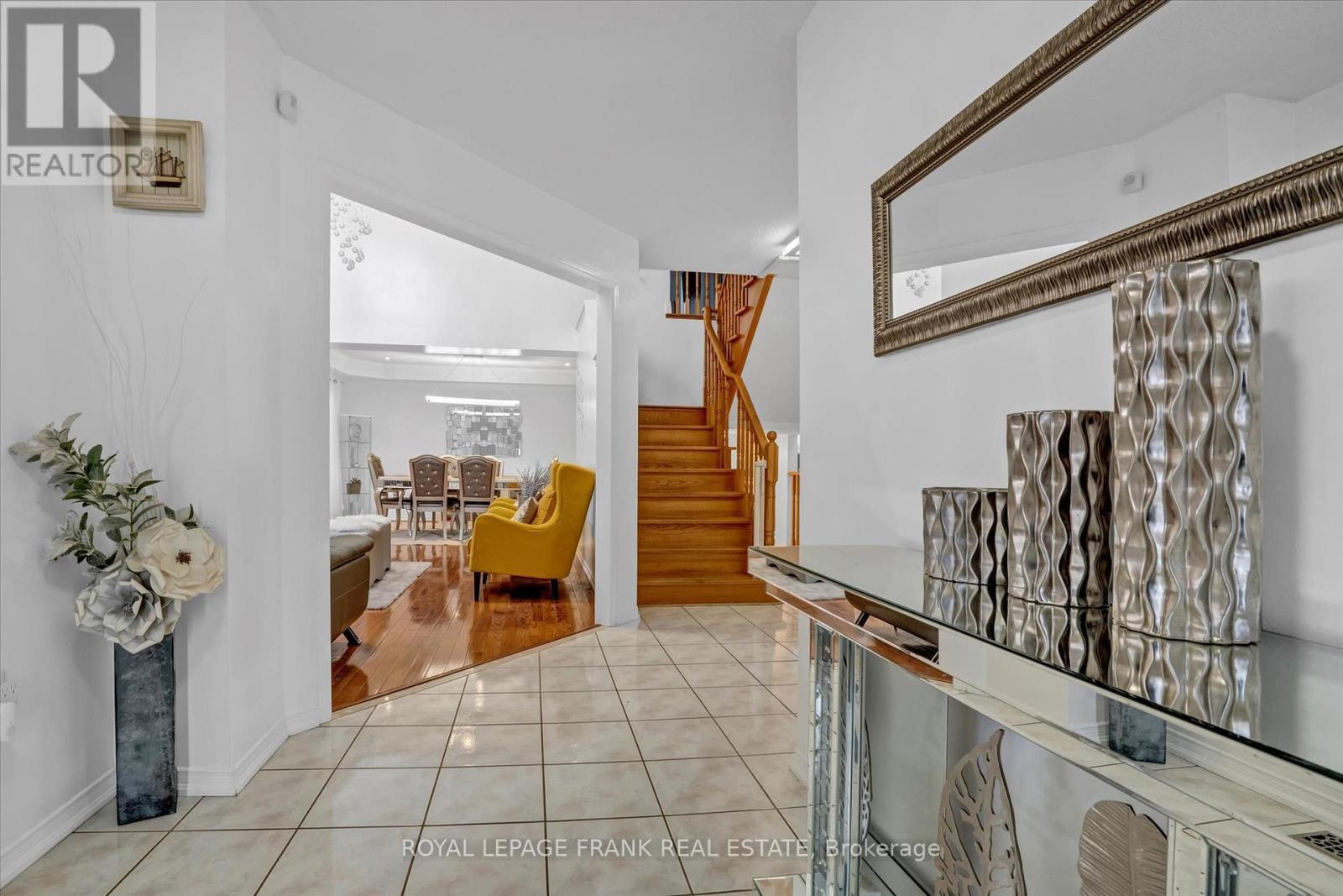 












1330 ALDERGROVE DRIVE

,
Oshawa (Taunton),




Ontario
L1K2Y6

