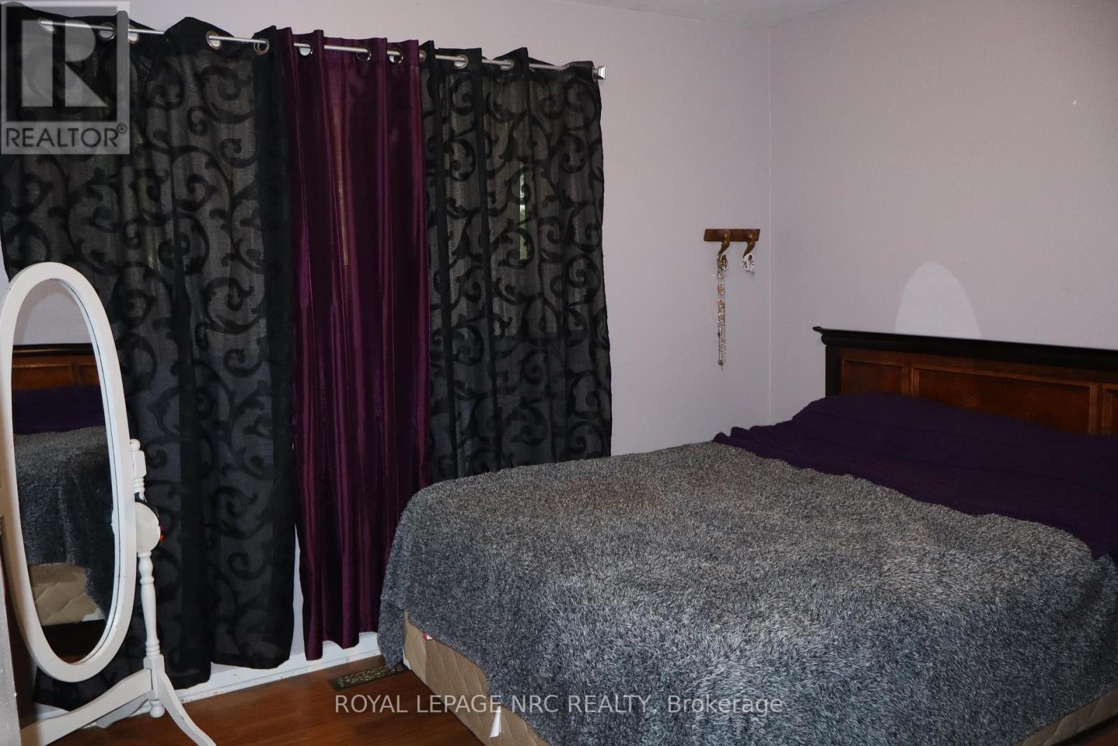 












3071 BASSWOOD COURT

,
Niagara Falls (Church's Lane),




Ontario
L2J2G9

