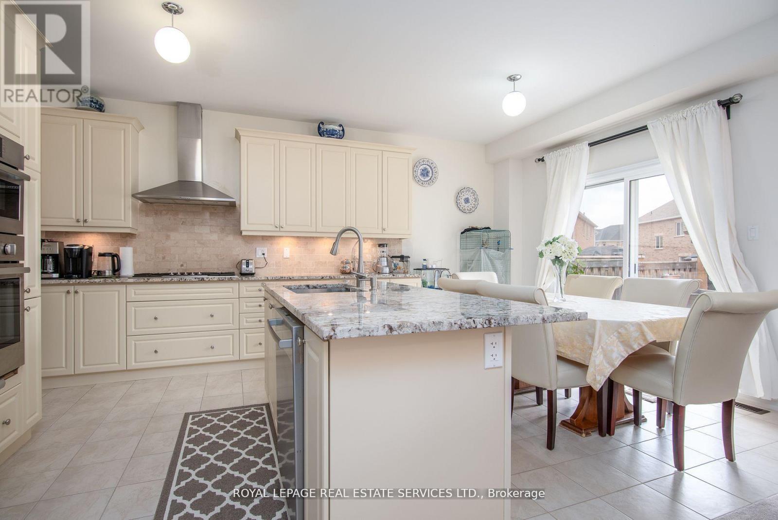 












757 HALBERT DRIVE

,
Shelburne,




Ontario
L0N1S2

