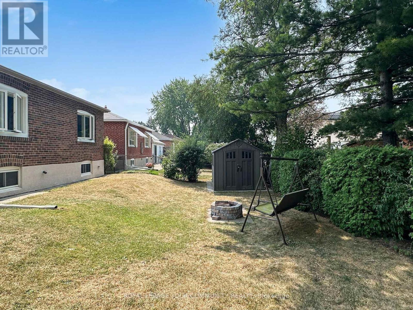 












34 DROXFORD AVENUE

,
Toronto,




Ontario
M1R1K2

