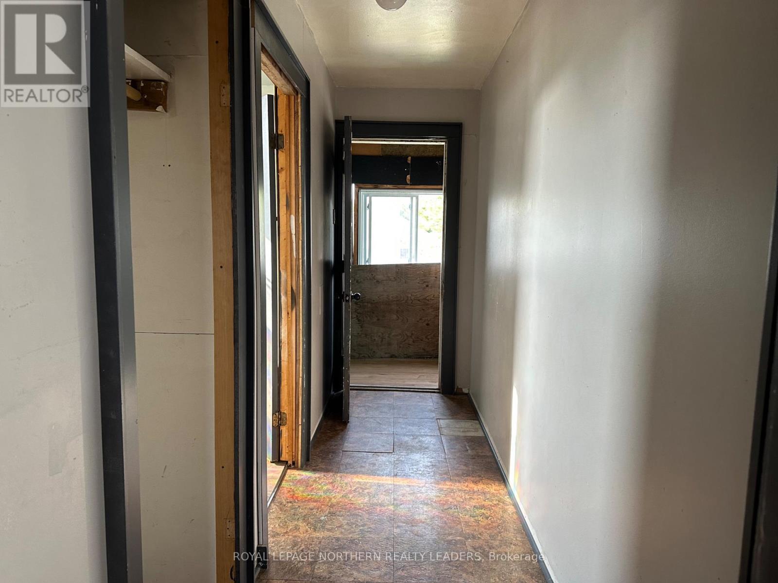 












116 CROATIA AVENUE

,
Timmins (SCH - Main Area),




Ontario
P0N1G0

