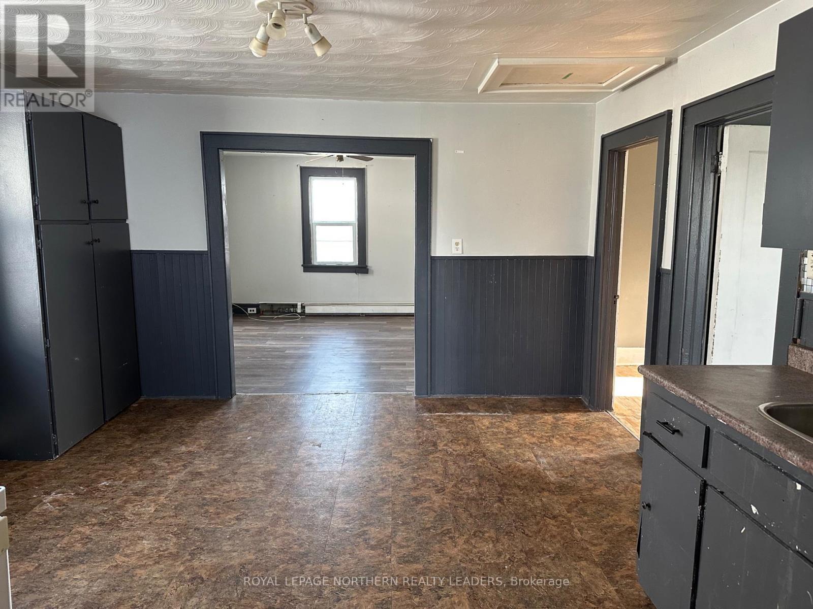 












116 CROATIA AVENUE

,
Timmins (SCH - Main Area),




Ontario
P0N1G0

