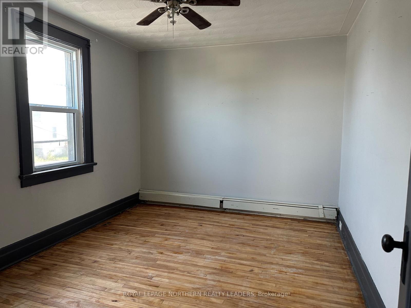












116 CROATIA AVENUE

,
Timmins (SCH - Main Area),




Ontario
P0N1G0

