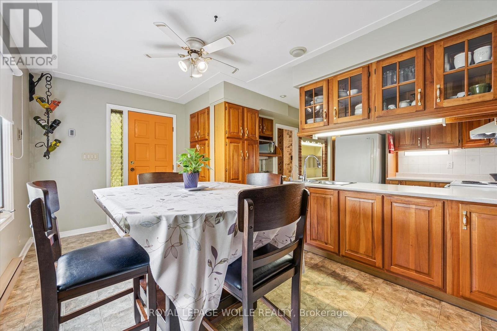 












24 PEEL STREET

,
Woolwich,




Ontario
N0B2V0

