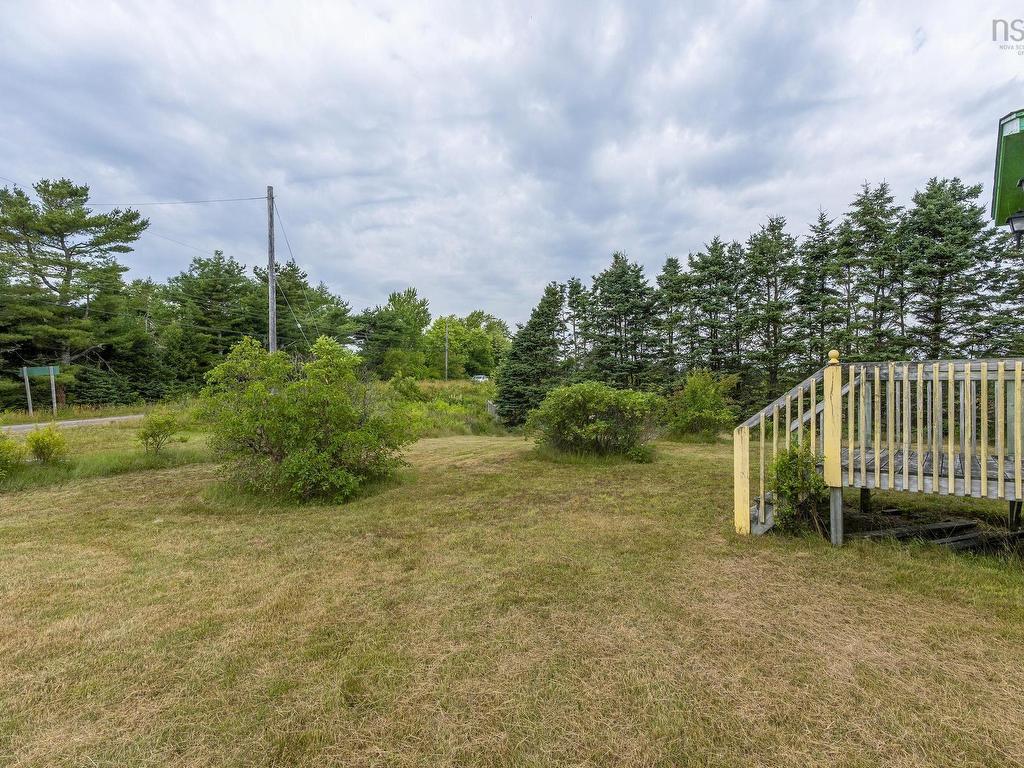 












42 Moser River North Road

,
Moser River,




NS
B0J 2K0

