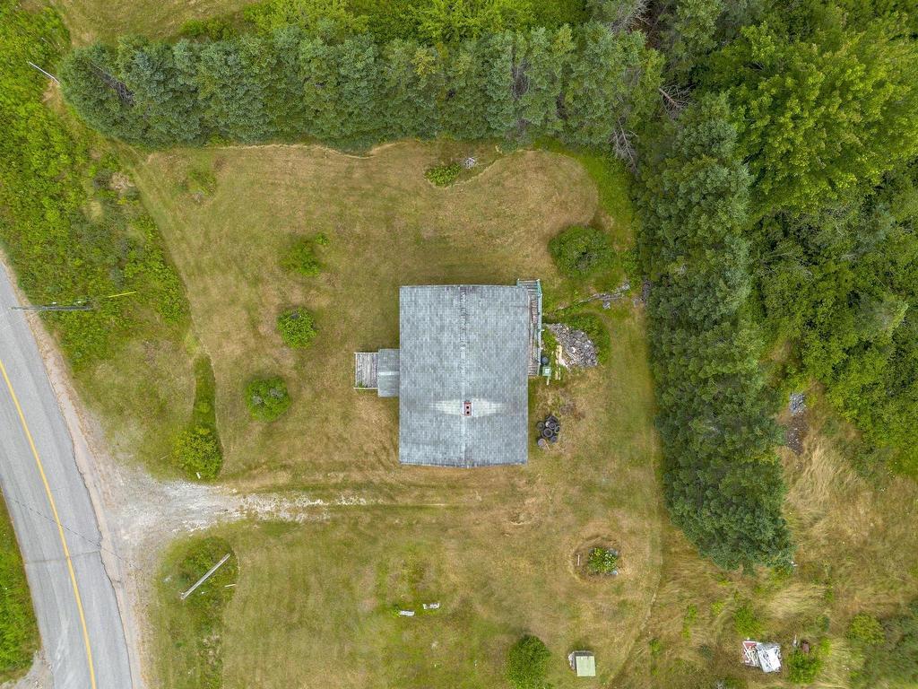 












42 Moser River North Road

,
Moser River,




NS
B0J 2K0

