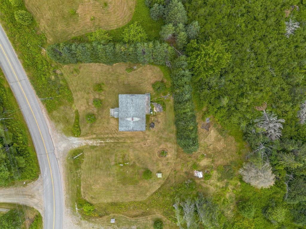 












42 Moser River North Road

,
Moser River,




NS
B0J 2K0

