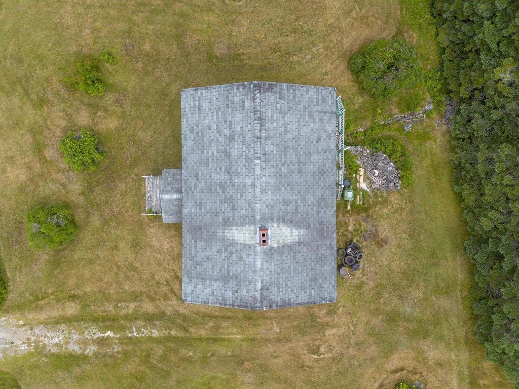 












42 Moser River North Road

,
Moser River,




NS
B0J 2K0

