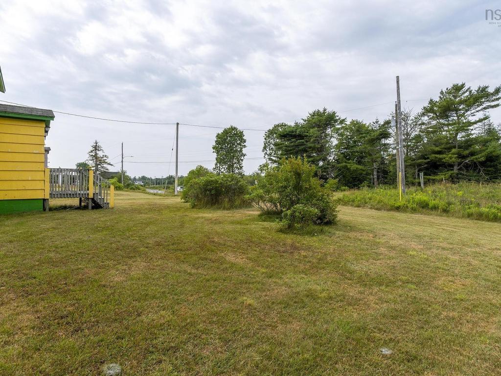 












42 Moser River North Road

,
Moser River,




NS
B0J 2K0

