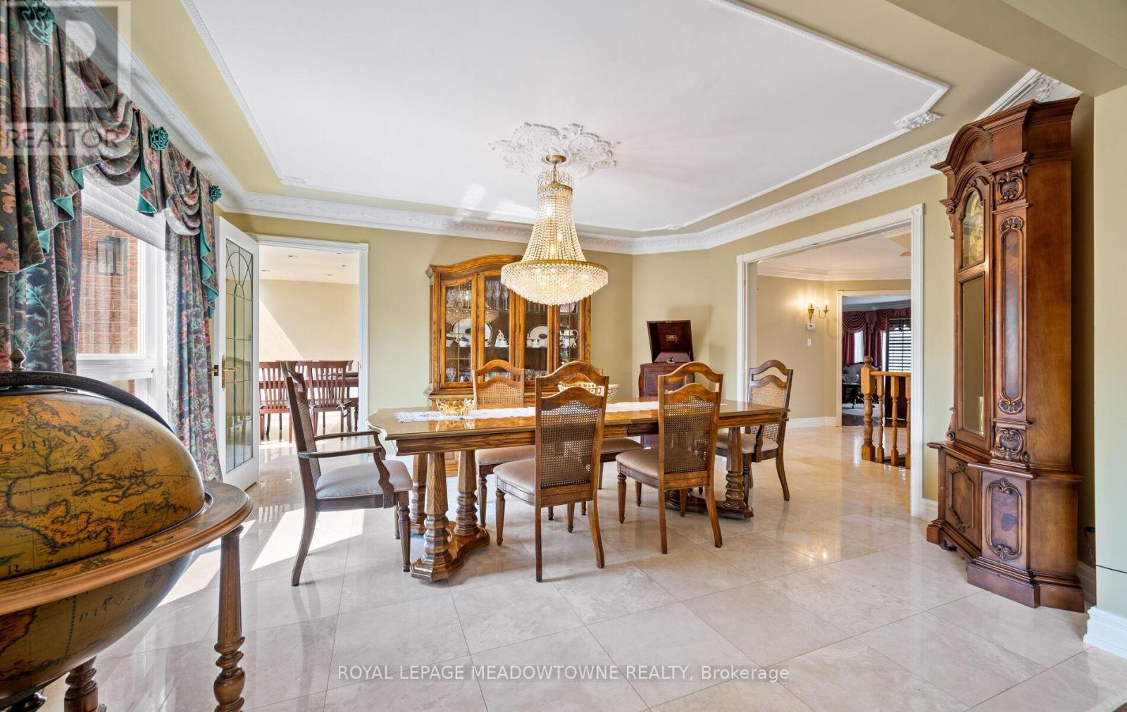 












36 SHADYWOOD ROAD

,
Brampton,




Ontario
L6Z4M1

