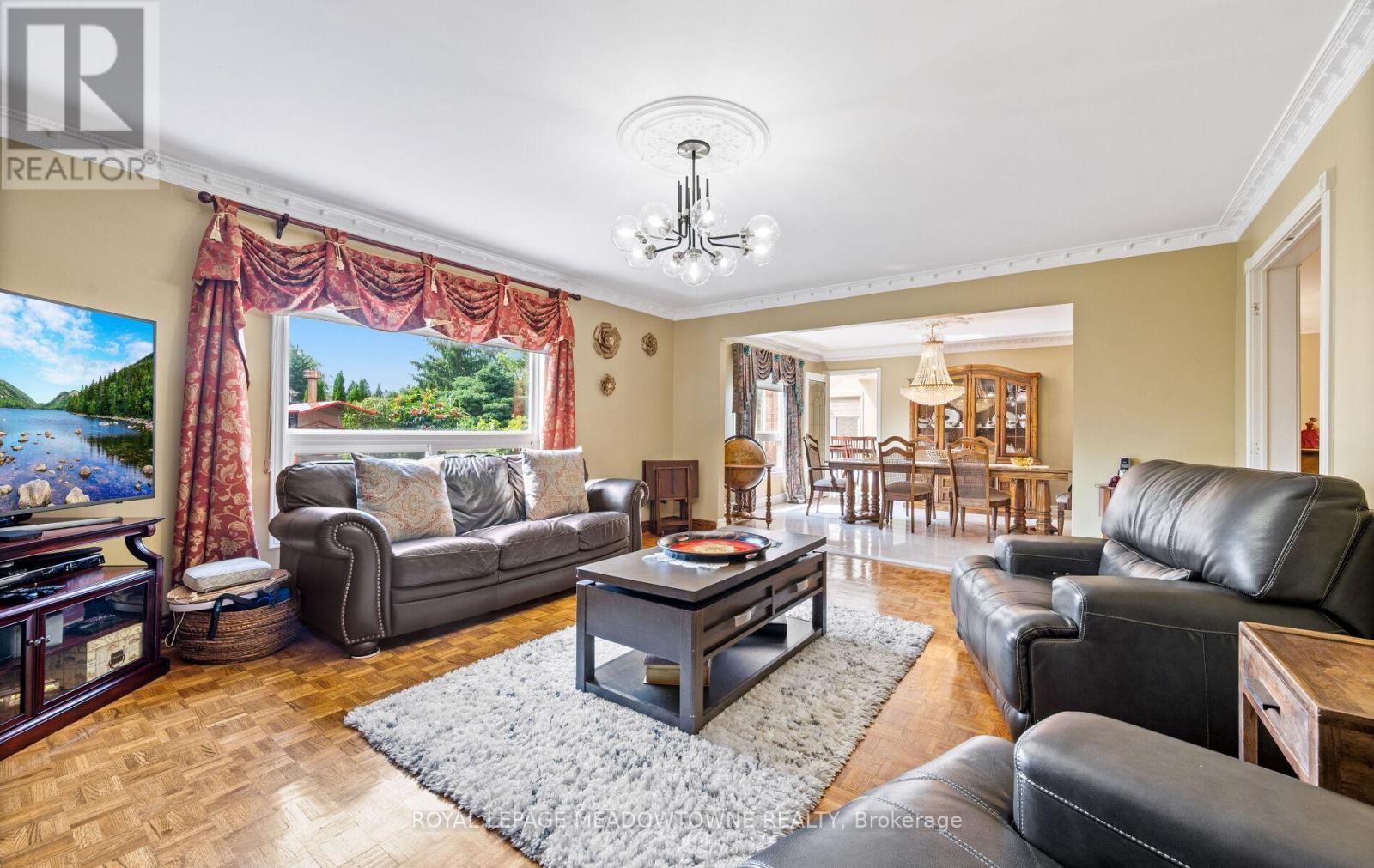 












36 SHADYWOOD ROAD

,
Brampton,




Ontario
L6Z4M1


