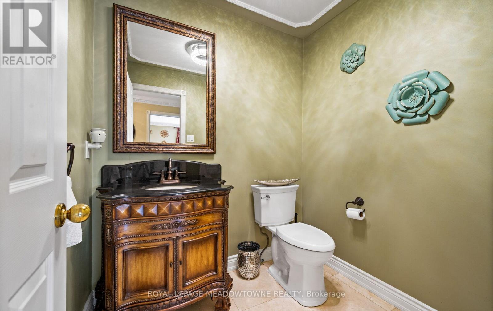 












36 SHADYWOOD ROAD

,
Brampton,




Ontario
L6Z4M1

