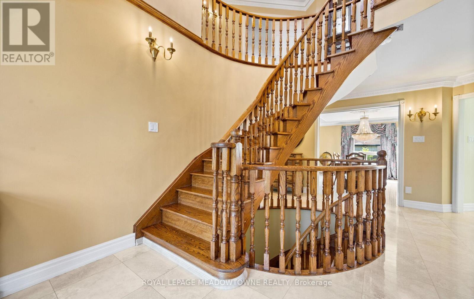 












36 SHADYWOOD ROAD

,
Brampton,




Ontario
L6Z4M1

